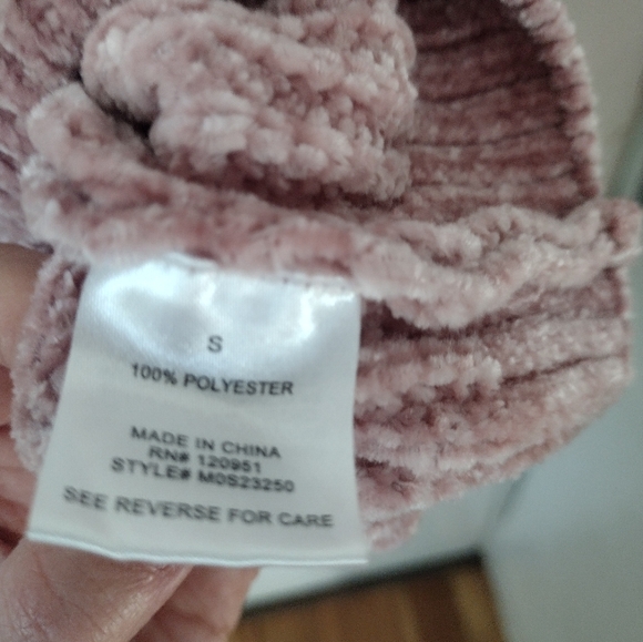 SO Juniors Pink Knitted Sweater - Picture 7 of 7